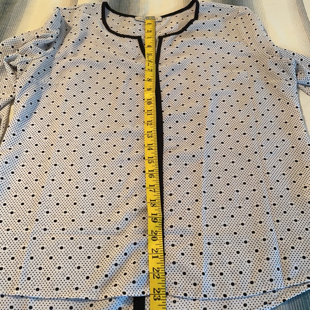 💰SOLD💰 41 Hawthorne Blouse - Picture 5 of 6